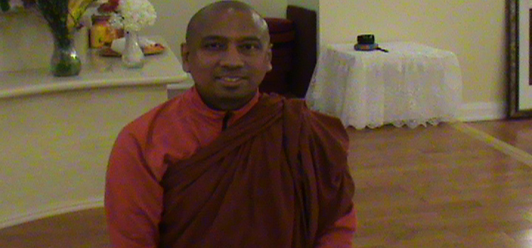 Bringing Unity between Sinhalese and Tamils – Buddhist Monk Dr.Bhante Saranapala