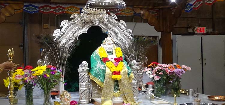 Abhishek at Mississauga Shirdi Sai Baba temple in Canada